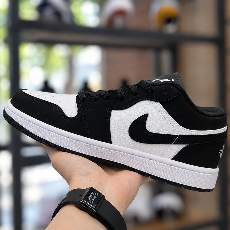 کفش کتانی نایک مدل Air Jordan 1 Low